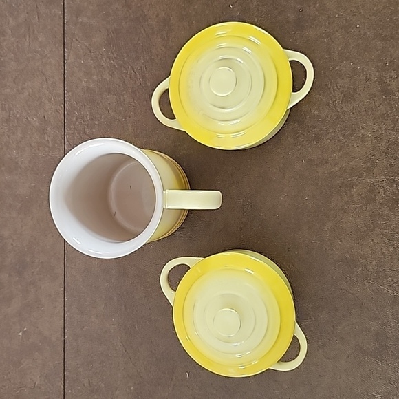 NWT Le Creuset Mini Cocottes Set of 2 + Matching Mug 8oz CK Soleil (Yellow) - Picture 1 of 8